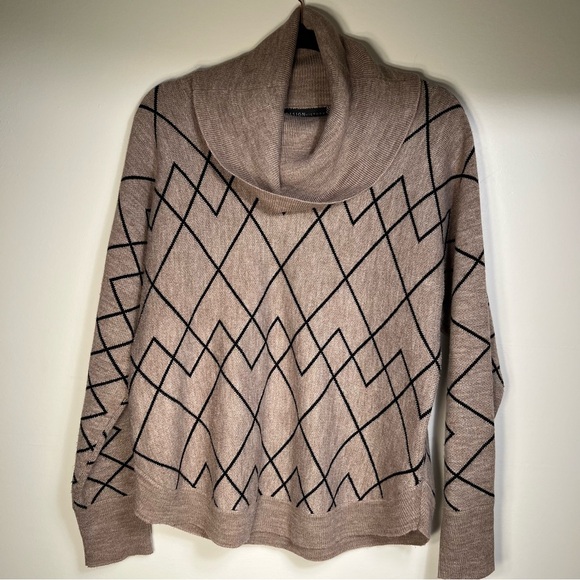 Design History anthropologie casual Brown and Black swater‎ cowl neck size M - Picture 2 of 8